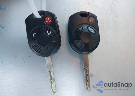 2019 Ford Escape S z USA, uszkodzony, nr VIN 1FMCU0F77KUA20923